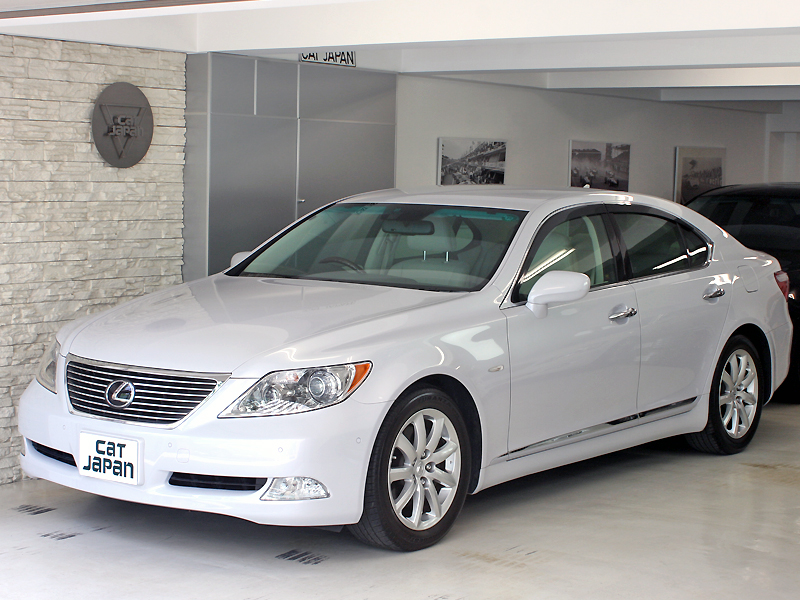レクサス LS460 バージョンC+Iパッケージ