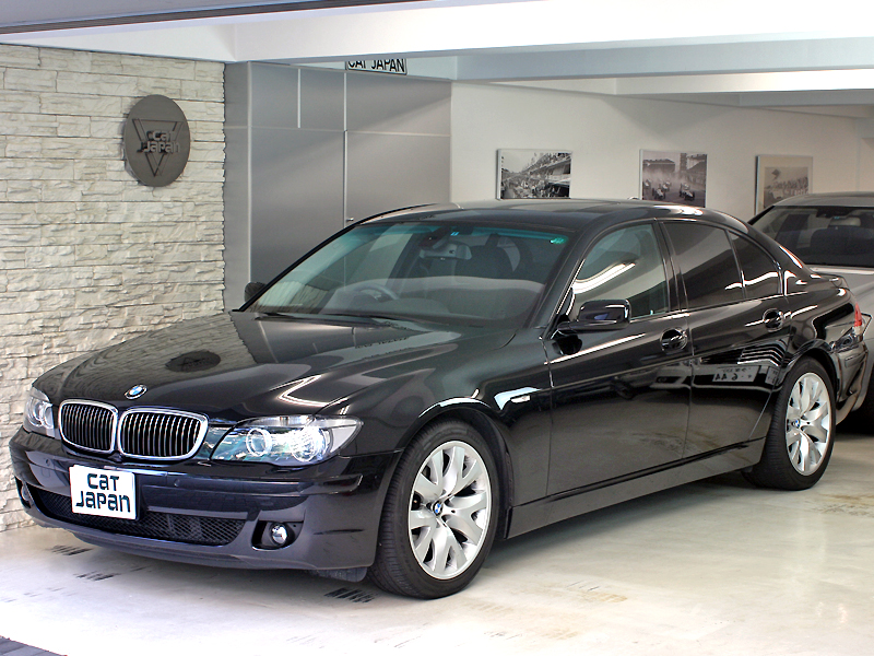 BMW 750i ダイナミックスポーツPKG