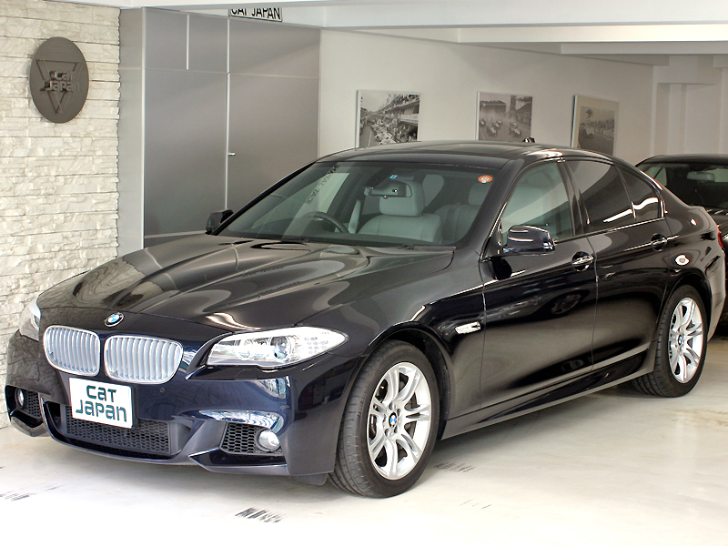 BMW 550i V8ビターボ Mスポーツ